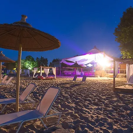 Hotel Island