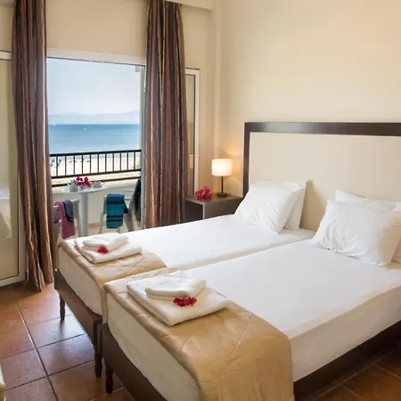 Island Hotell 3*