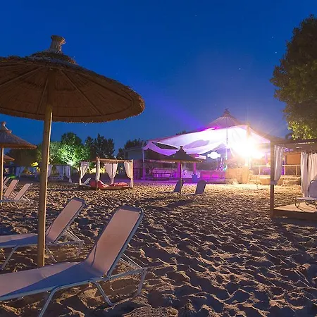 Hotel Island